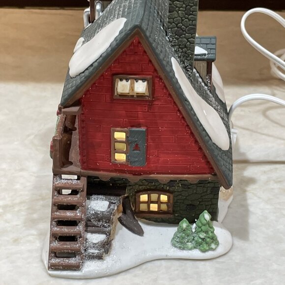 Vintage Dept 56 North Pole Series SANTA'S WOODWORKS 56286 Lighted Building 1993 - Picture 7 of 14